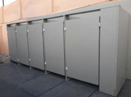 Туалетные кабины из пластиковых сэндвич-панелей Paneltim.